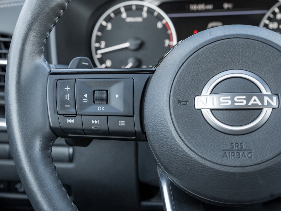 2023 Nissan Rogue SV-8