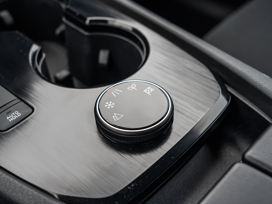 2023 Nissan Rogue S-17