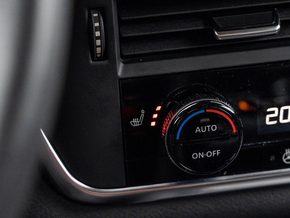 2023 Nissan Rogue S-20