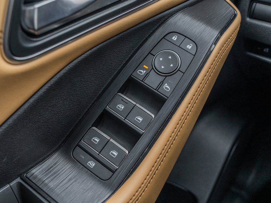 2023 Nissan Rogue Platinum-14