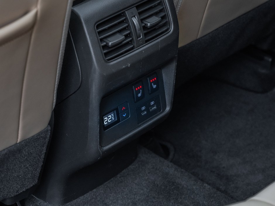 2023 Nissan Rogue Platinum-27