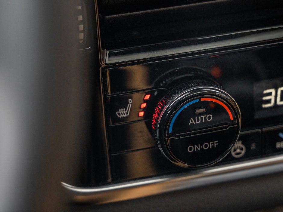 2023 Nissan Rogue Platinum-21