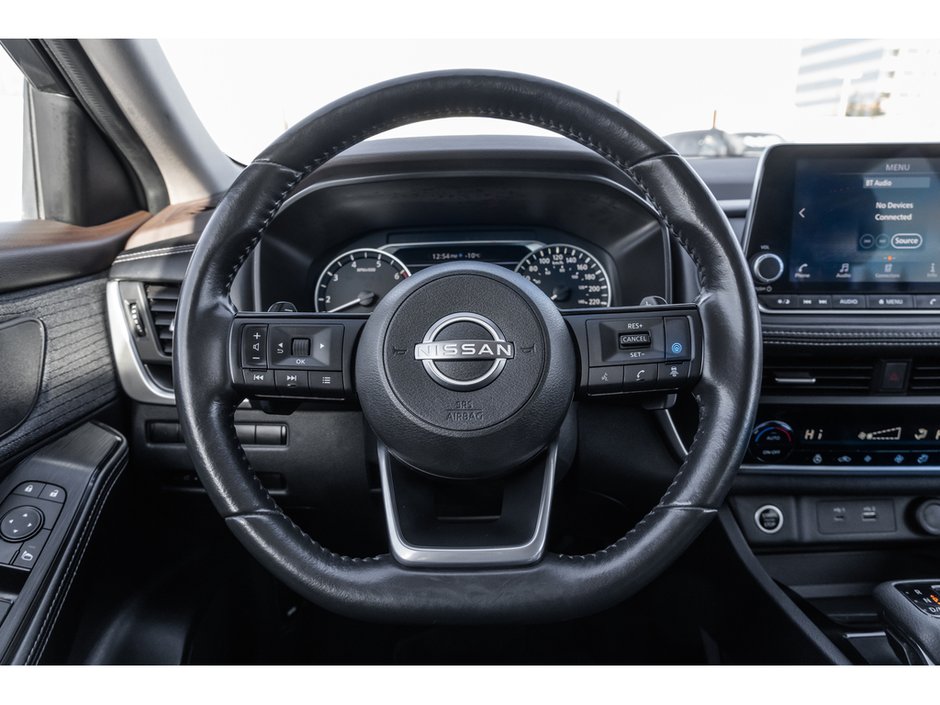 2023 Nissan Rogue SV-8