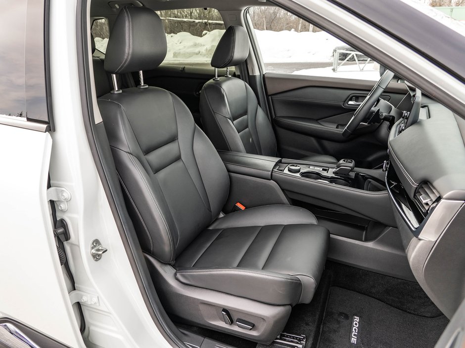 2023 Nissan Rogue SL-25