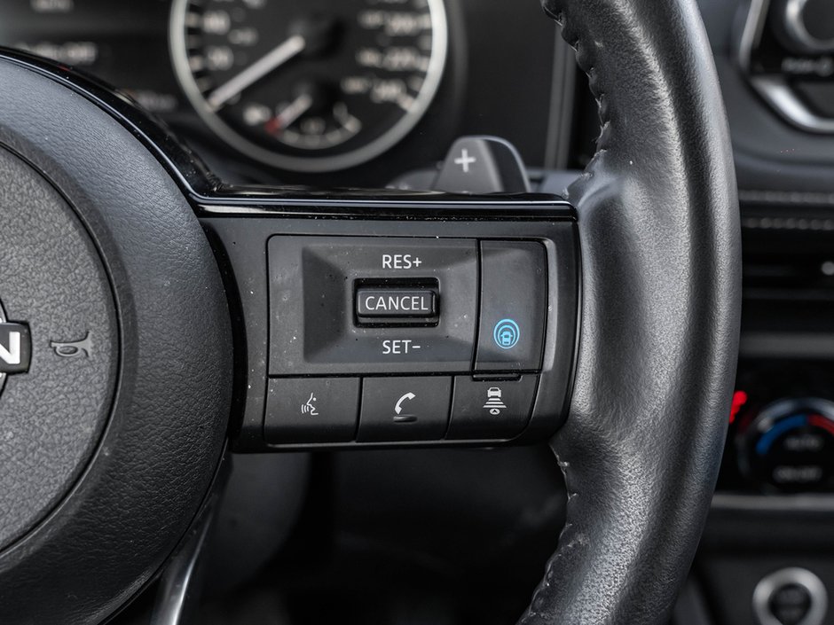 2023 Nissan Rogue SV-10