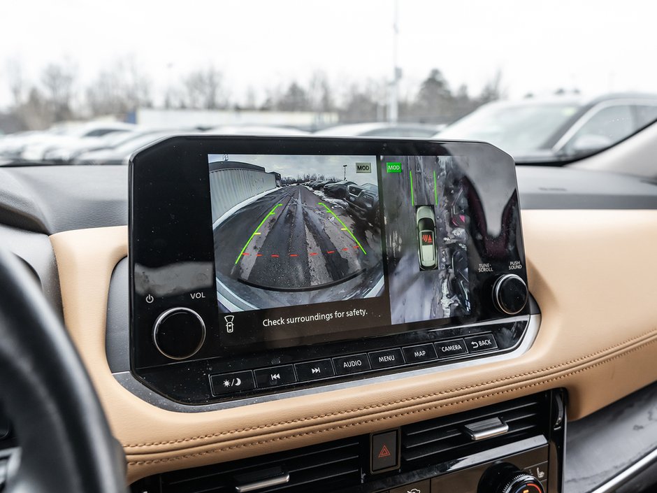 2023 Nissan Rogue Platinum-12