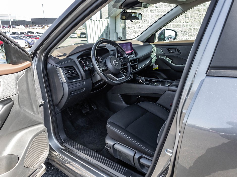 2023 Nissan Rogue S-6