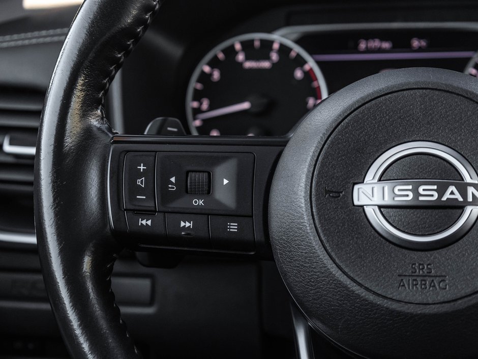 2023 Nissan Rogue S-8