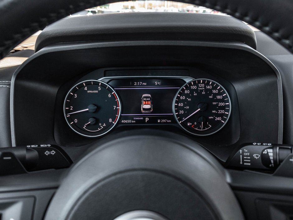 2023 Nissan Rogue S-9