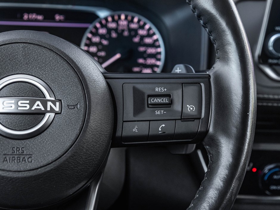 2023 Nissan Rogue S-10