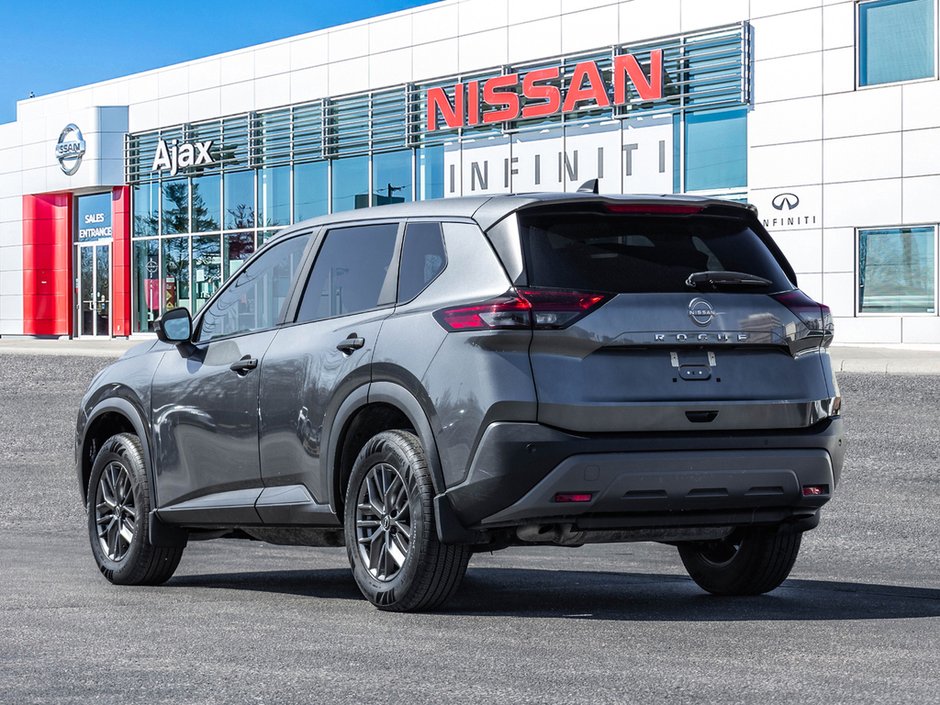 2023 Nissan Rogue S-4
