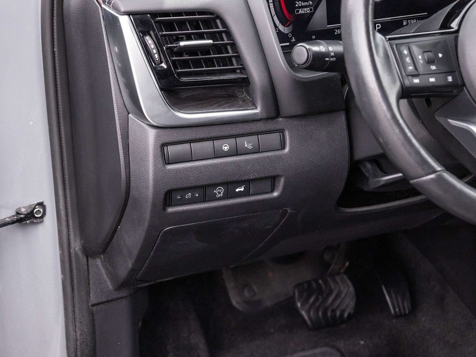 2023 Nissan Rogue Platinum-20