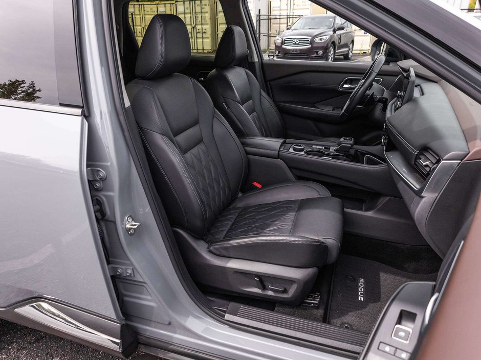 2023 Nissan Rogue Platinum-29