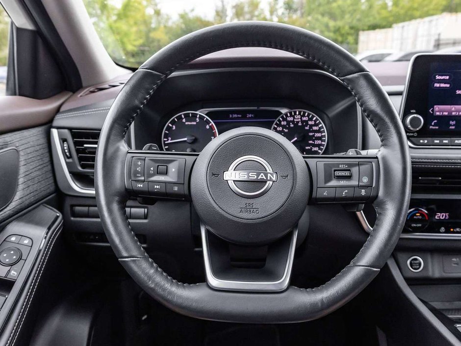 2023 Nissan Rogue SV-8