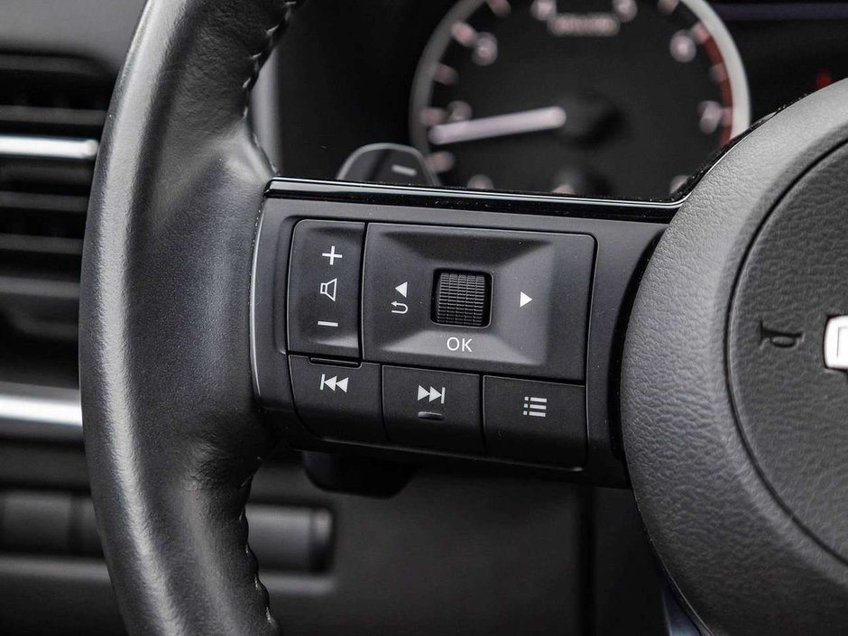 2023 Nissan Rogue SV-9