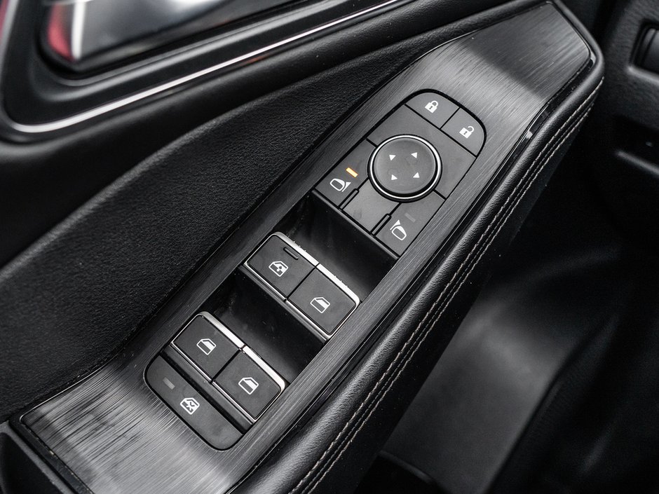 2024 Nissan Rogue Platinum-14