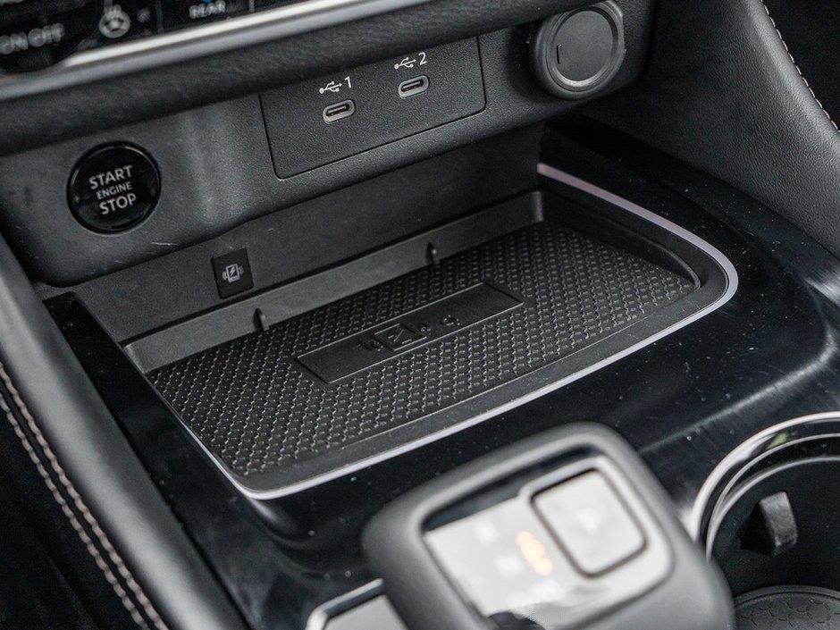 2024 Nissan Rogue Platinum-19