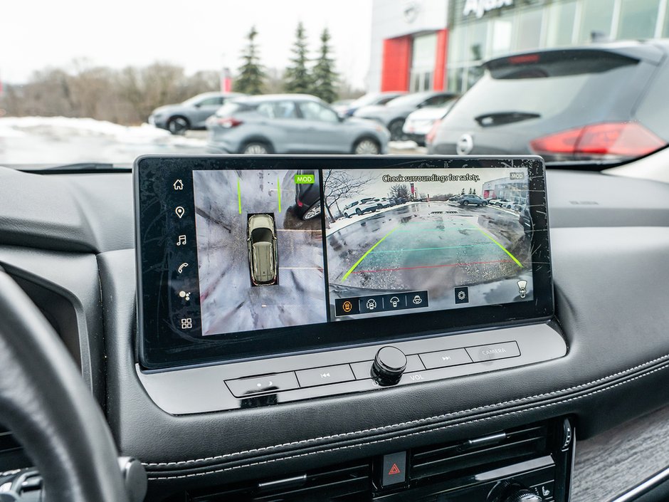 2024 Nissan Rogue Platinum-12