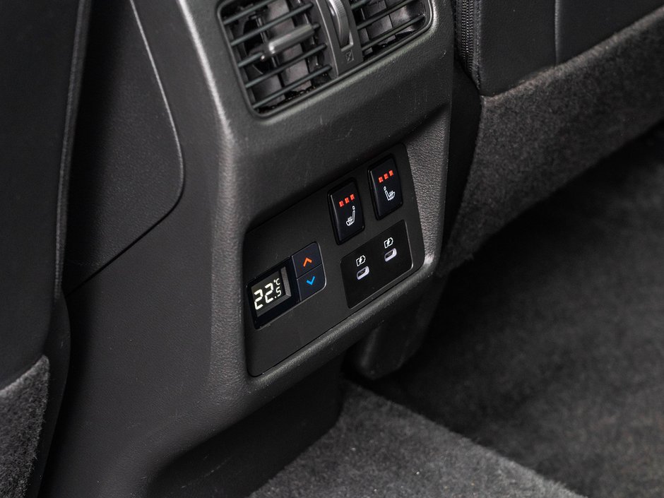 2024 Nissan Rogue SL-28