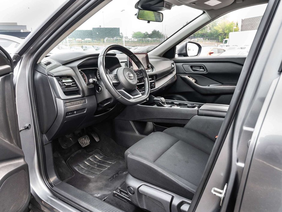 2024 Nissan Rogue S-6
