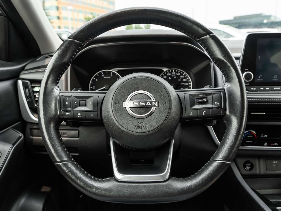2024 Nissan Rogue S-7