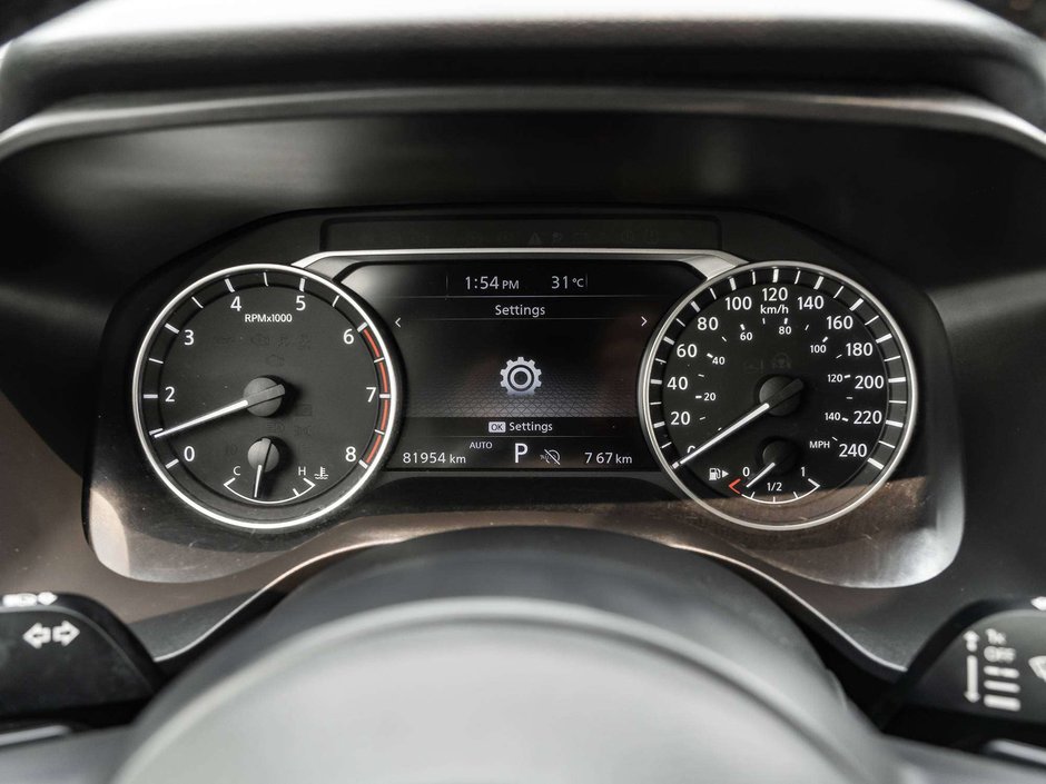 2024 Nissan Rogue S-9