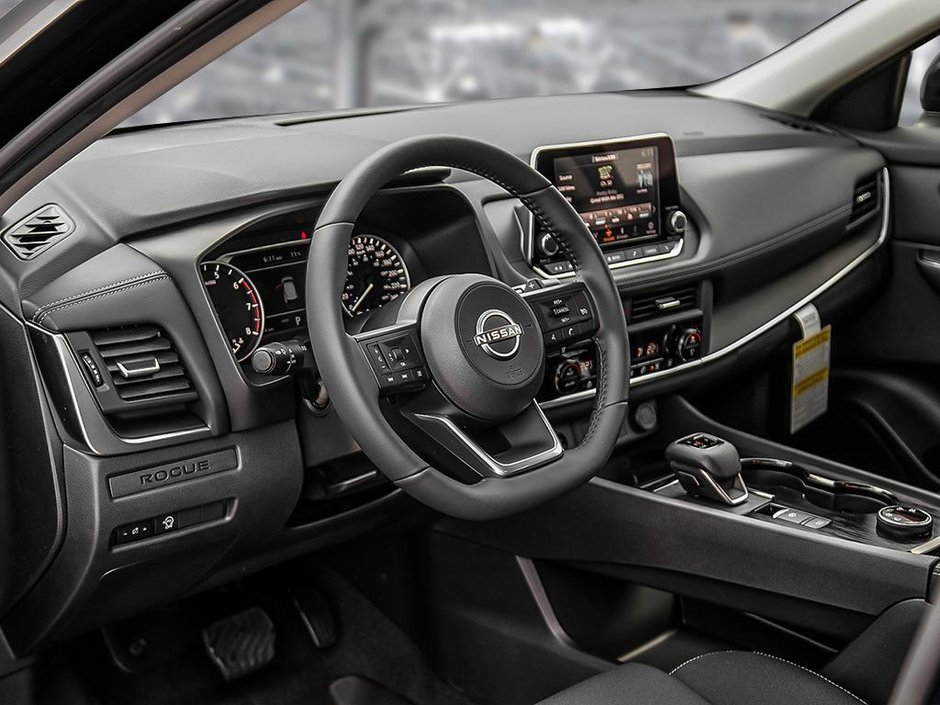 2025 Nissan Rogue S-11