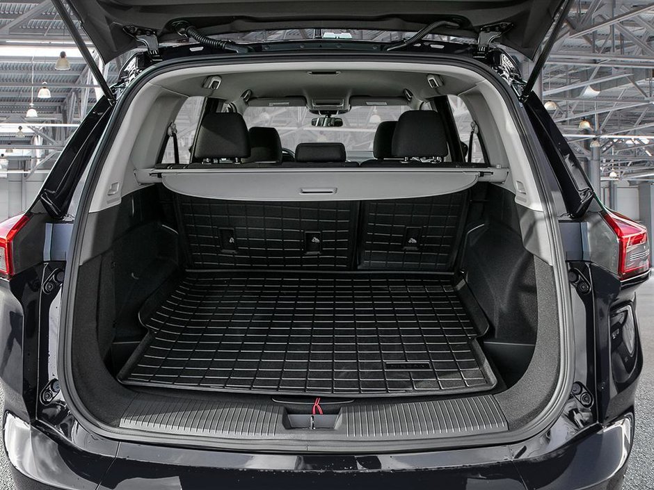2025 Nissan Rogue S-6