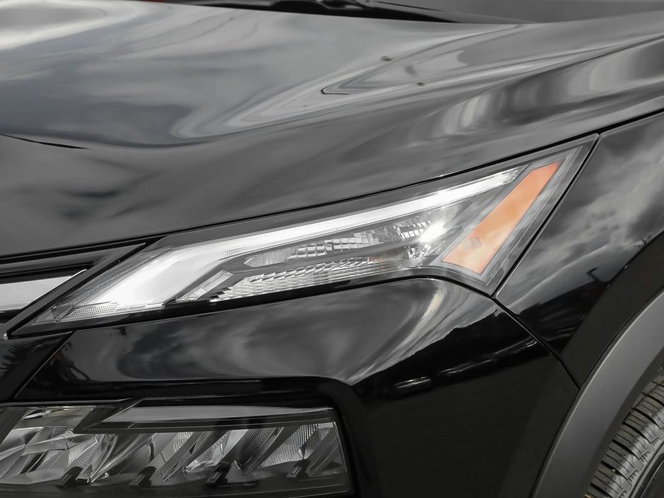 2026 Nissan Rogue SV Moonroof-9