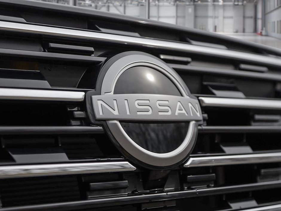 2026 Nissan Rogue S-8