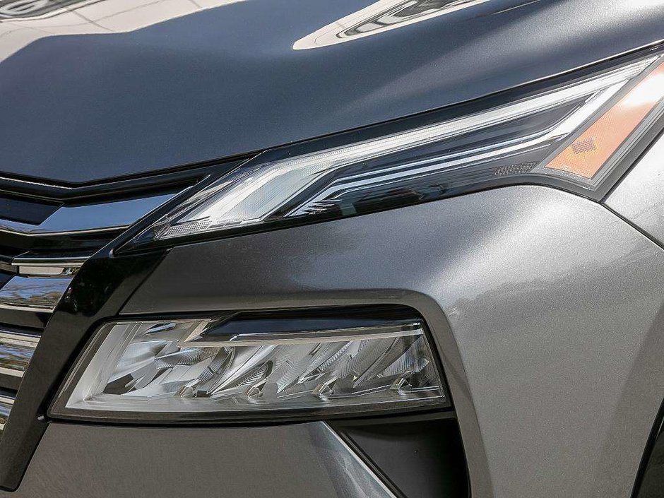 2026 Nissan Rogue Platinum-9