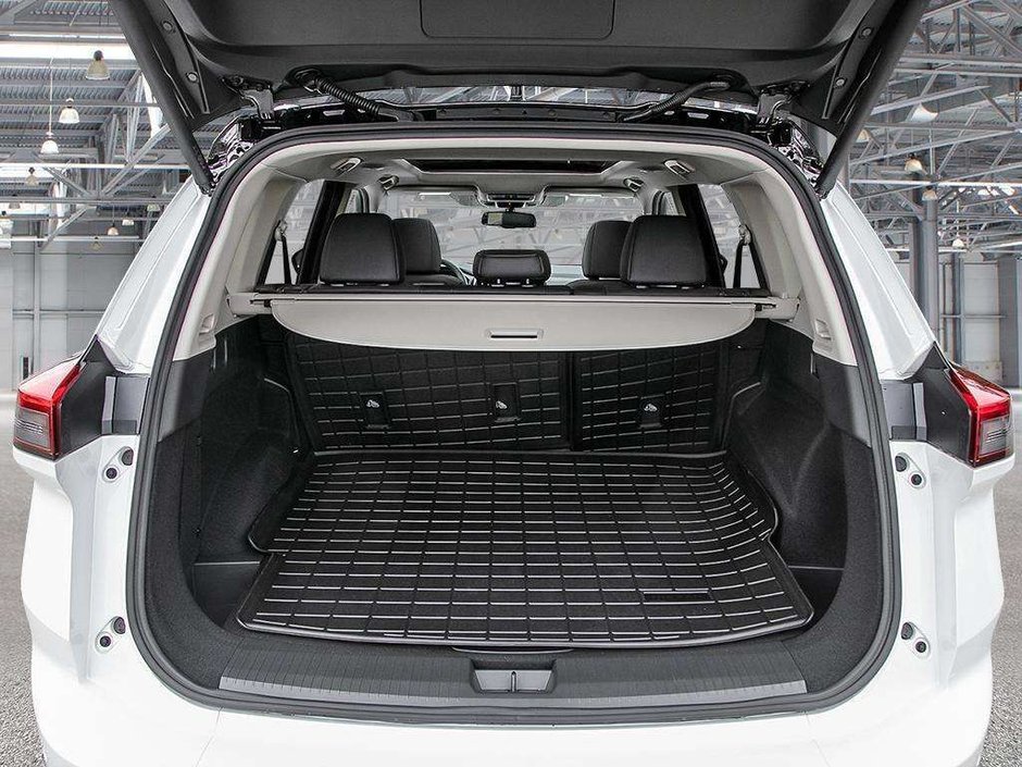 2026 Nissan Rogue Platinum-3