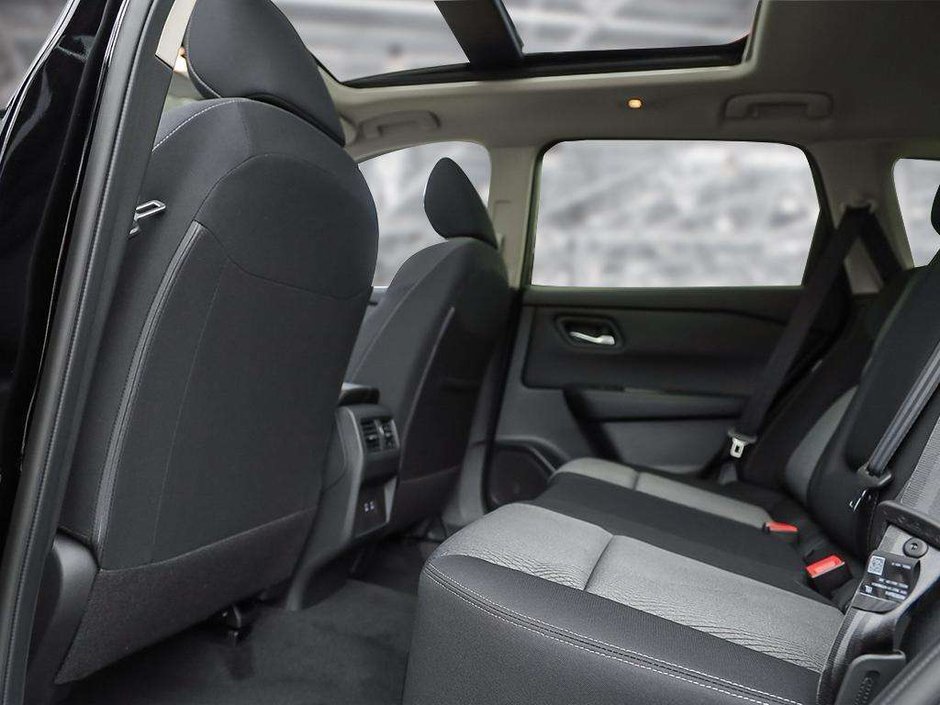 2026 Nissan Rogue SV Moonroof-17