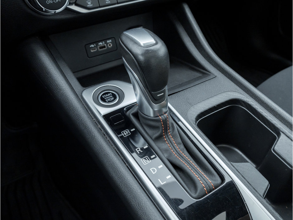 2023 Nissan Sentra SR-16