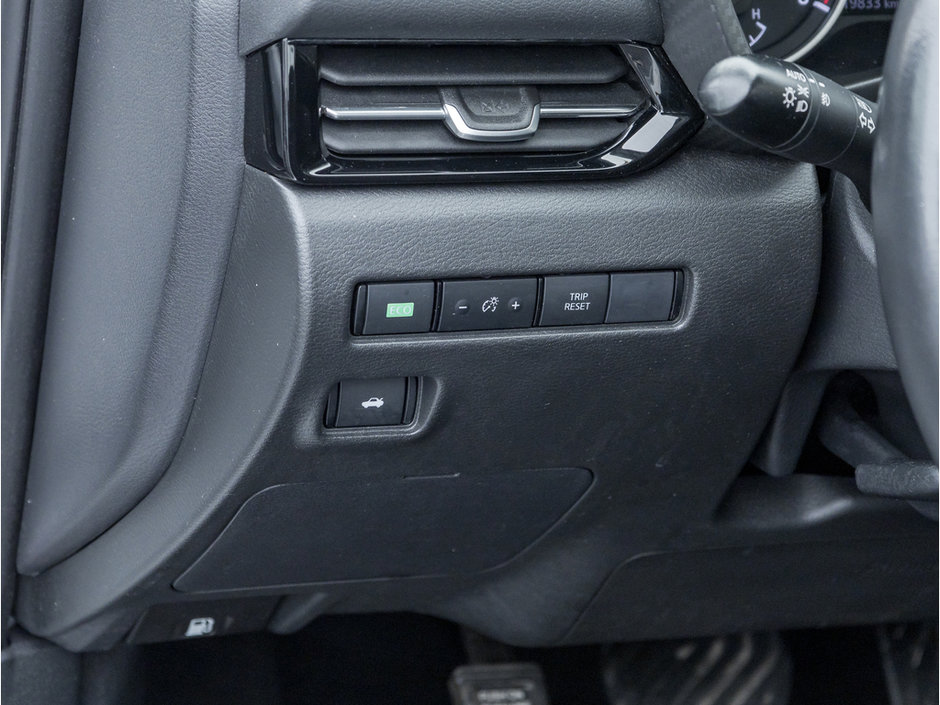 2023 Nissan Sentra SR-15