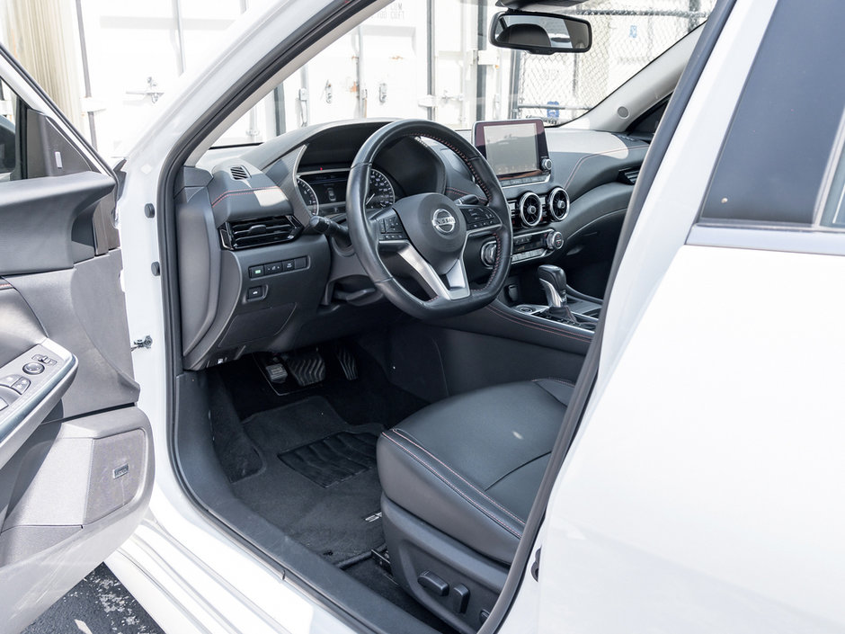 2023 Nissan Sentra SR-6