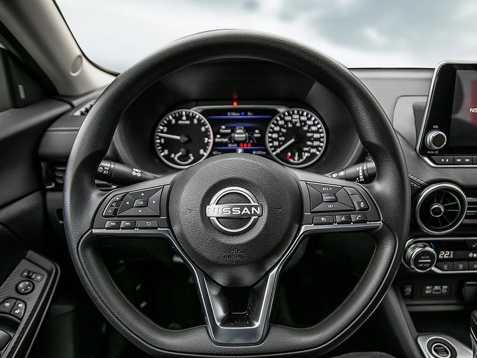 2024 Nissan Sentra SV Moonroof-13