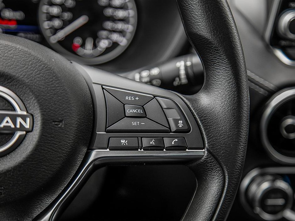 2024 Nissan Sentra SV Moonroof-15