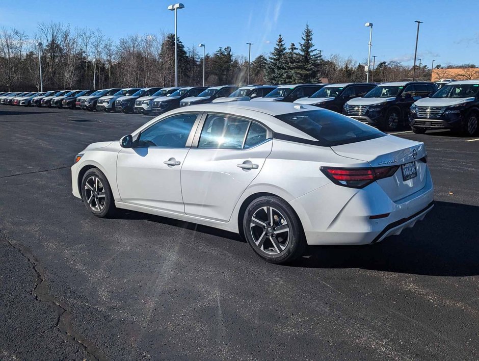 2025 Nissan Sentra SV MOONROOF-5