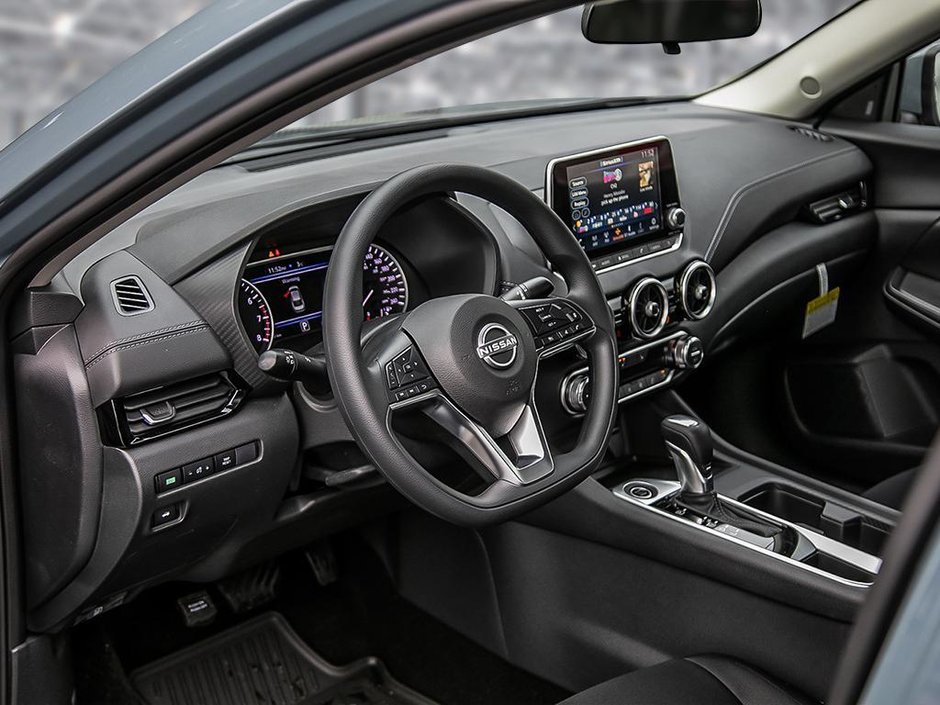 2025 Nissan Sentra SV MOONROOF-11