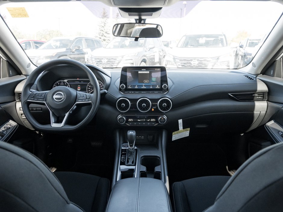 2025 Nissan Sentra SV-18