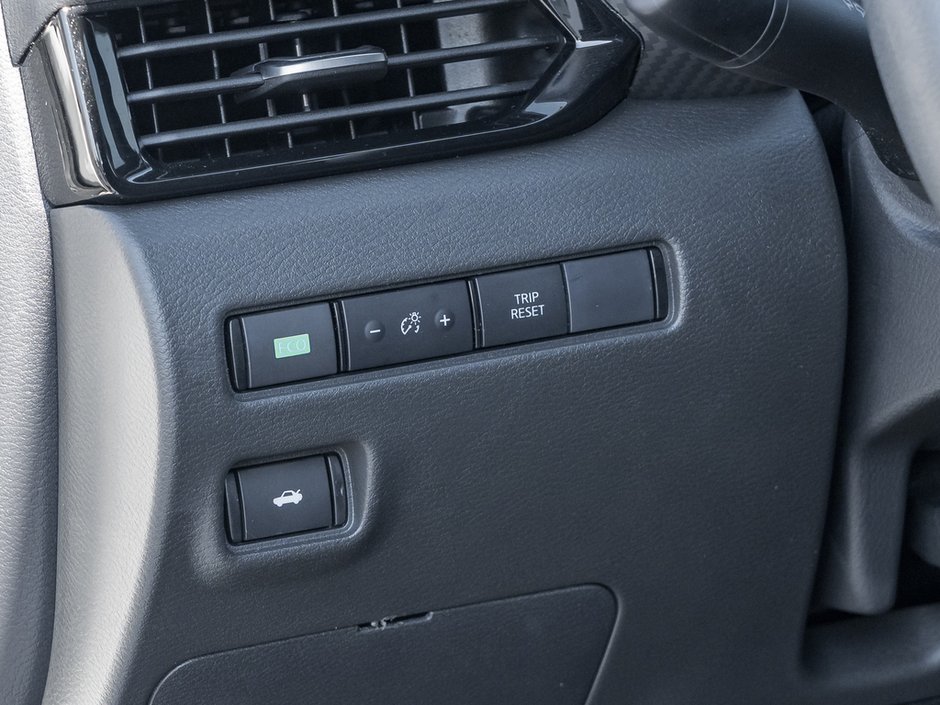 2025 Nissan Sentra SV-14