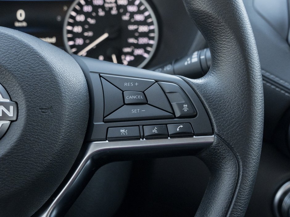 2025 Nissan Sentra SV-9