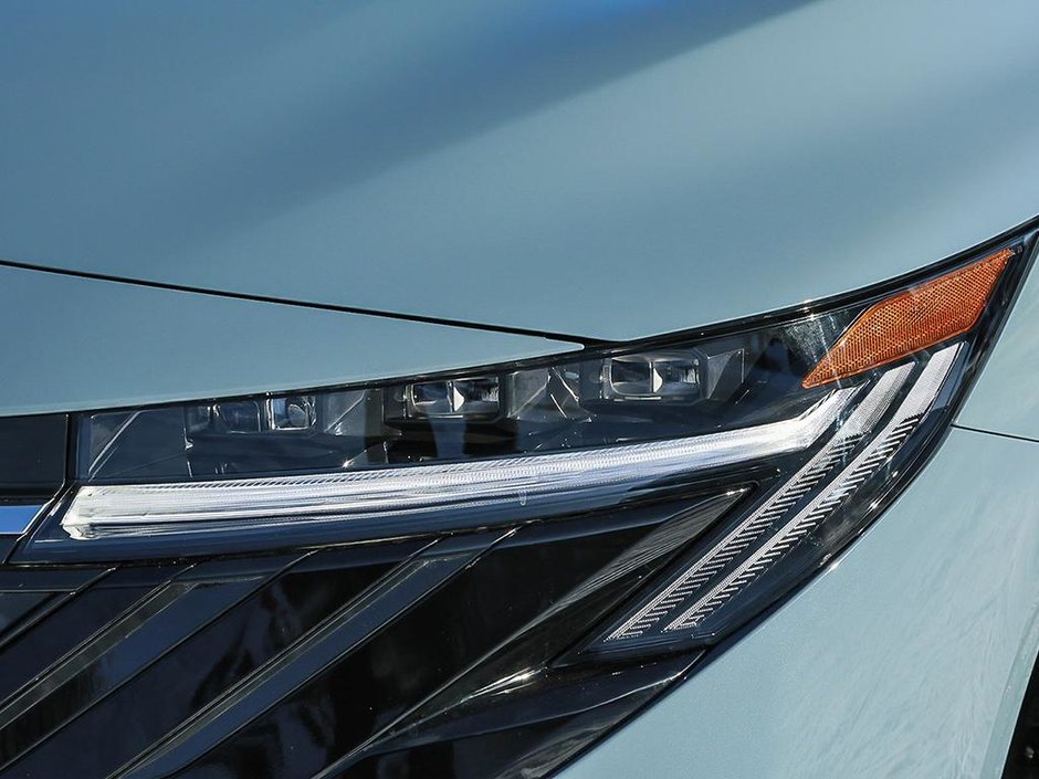 2026 Nissan Sentra SR Premium-9