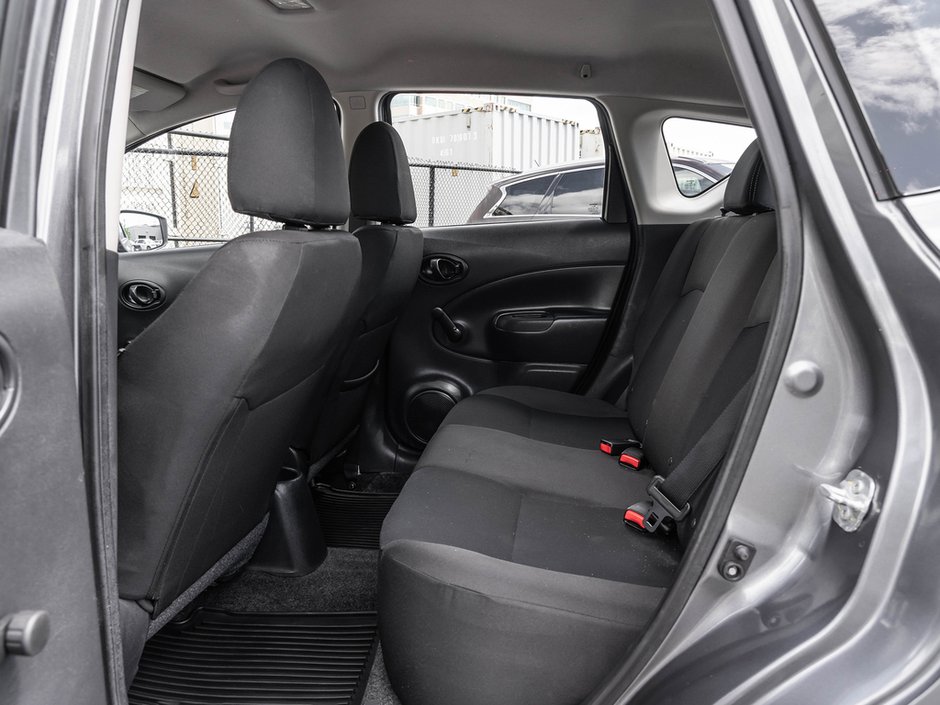 2017 Nissan Versa Note S-18