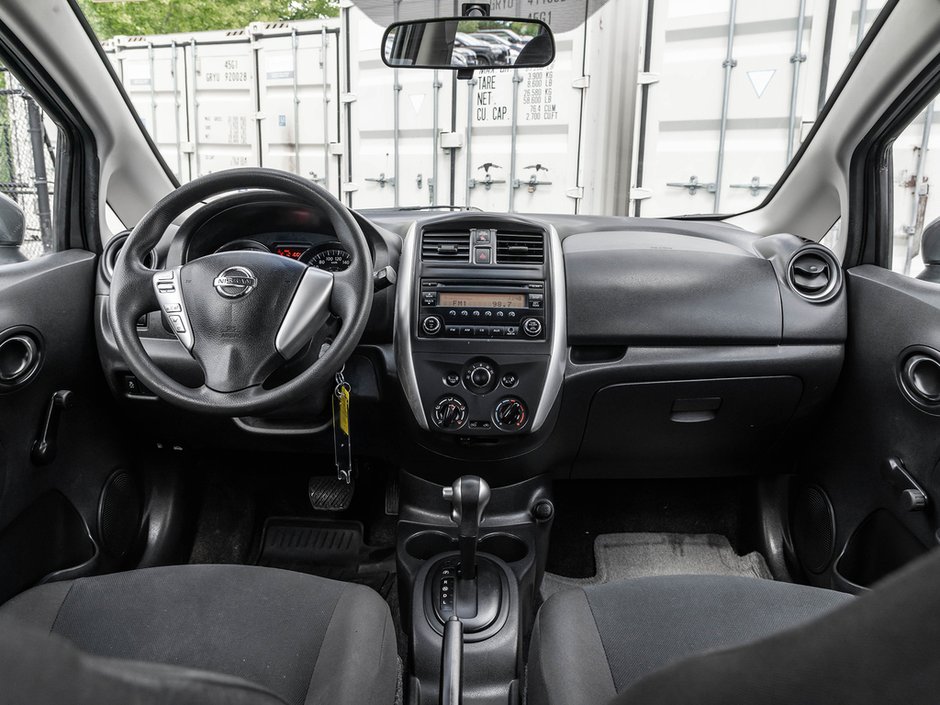 2017 Nissan Versa Note S-19