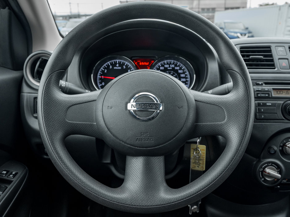 2013 Nissan Versa 1.6 S-8