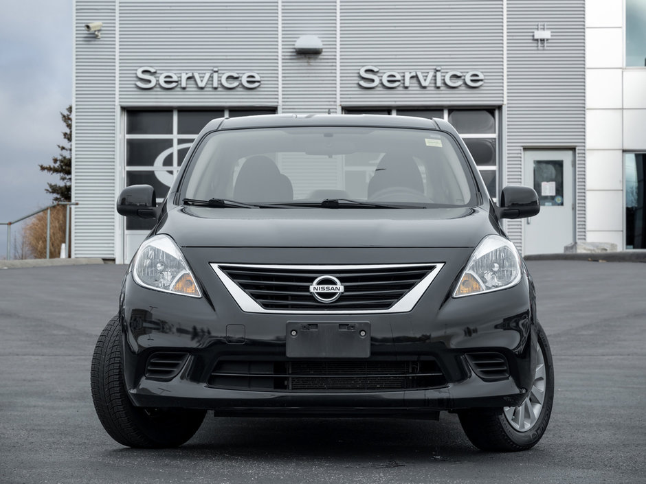 2013 Nissan Versa 1.6 S-1