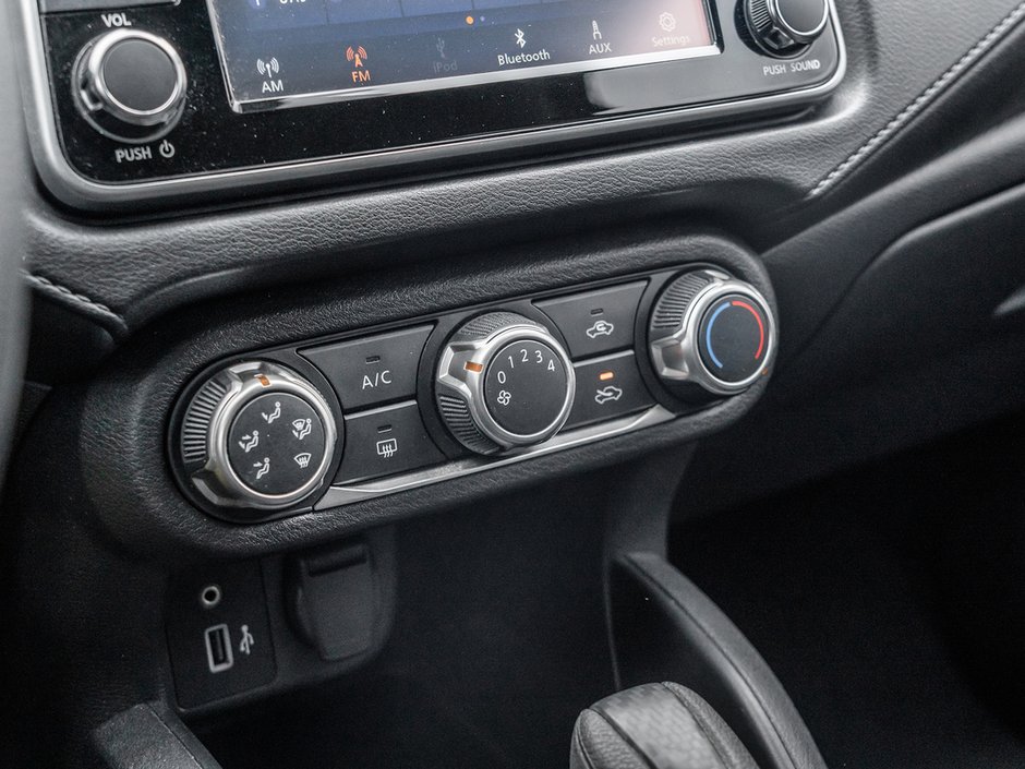 2022 Nissan Versa 1.6 S-15