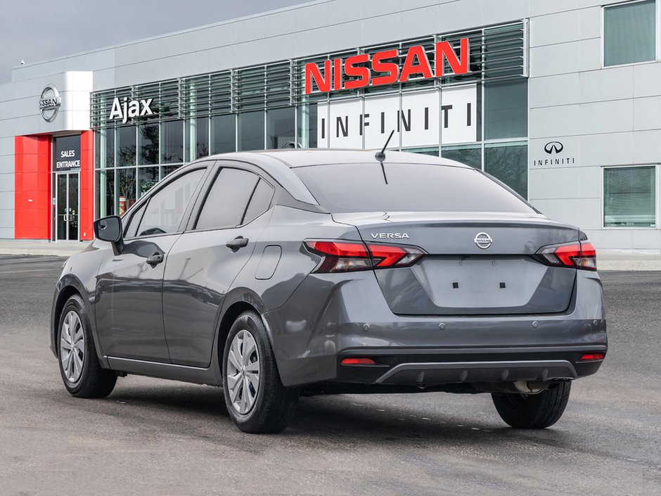 2022 Nissan Versa 1.6 S-4